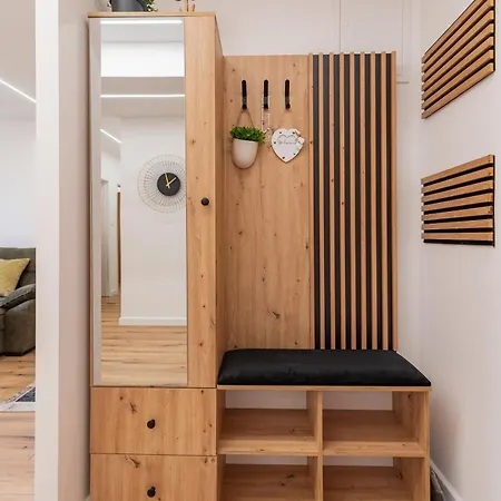Palo Apartment *