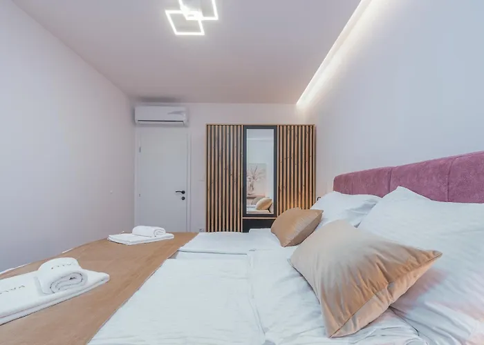 Palo Apartment *