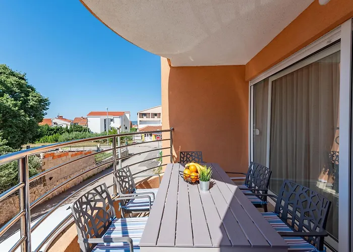 Palo Apartment *